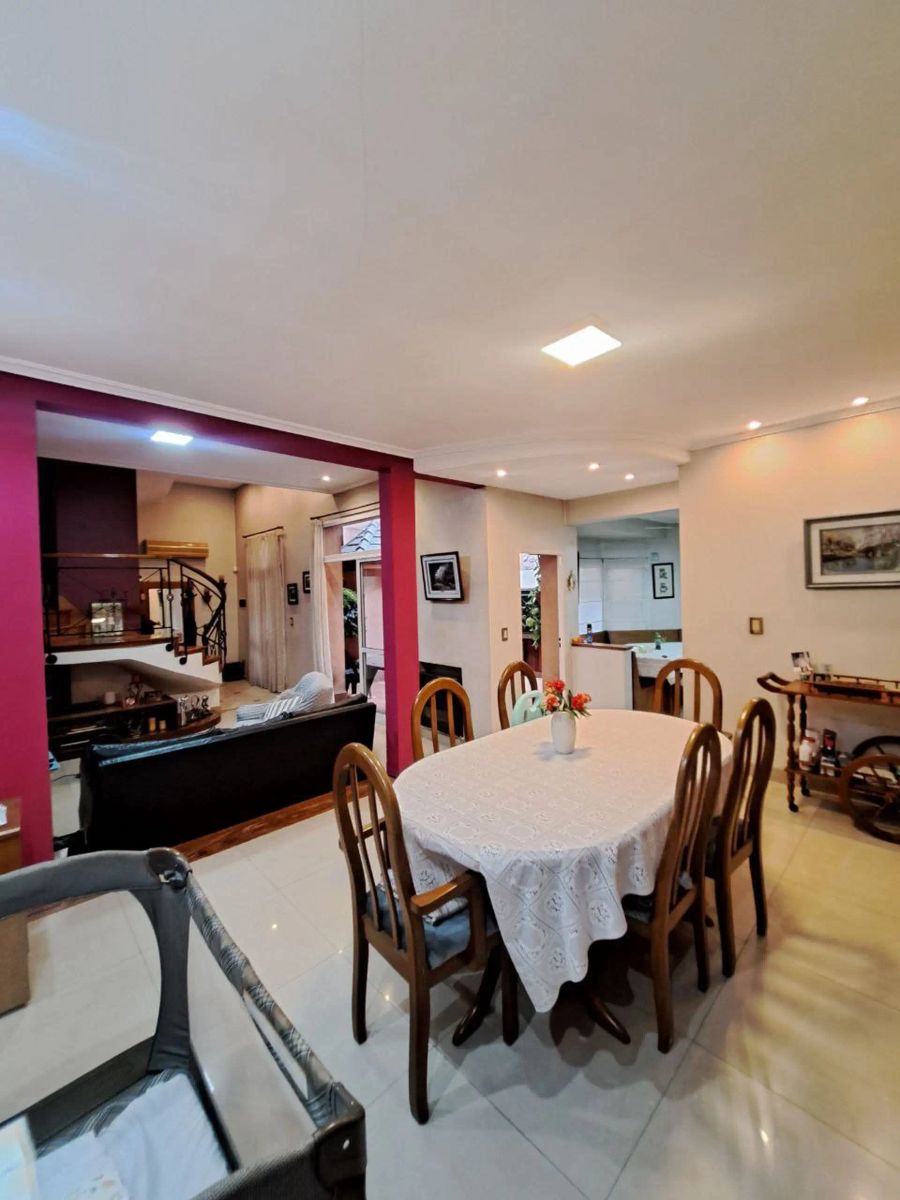 OPORTUNIDAD: VENDE TERRENO EN FLORES
