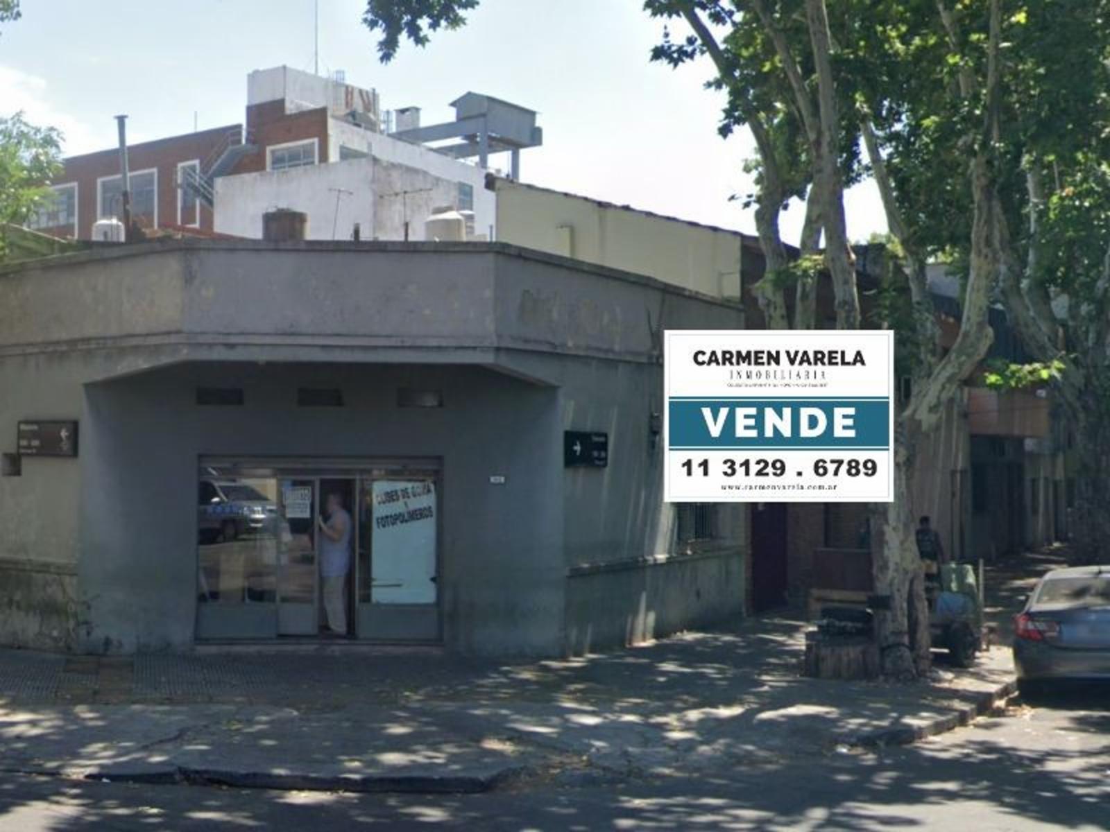 Venta Lote En Esquina De Gran Potencial En Parque Chas - Altura Permitida: 24,20 M (7 Pisos + 2 Retiros)