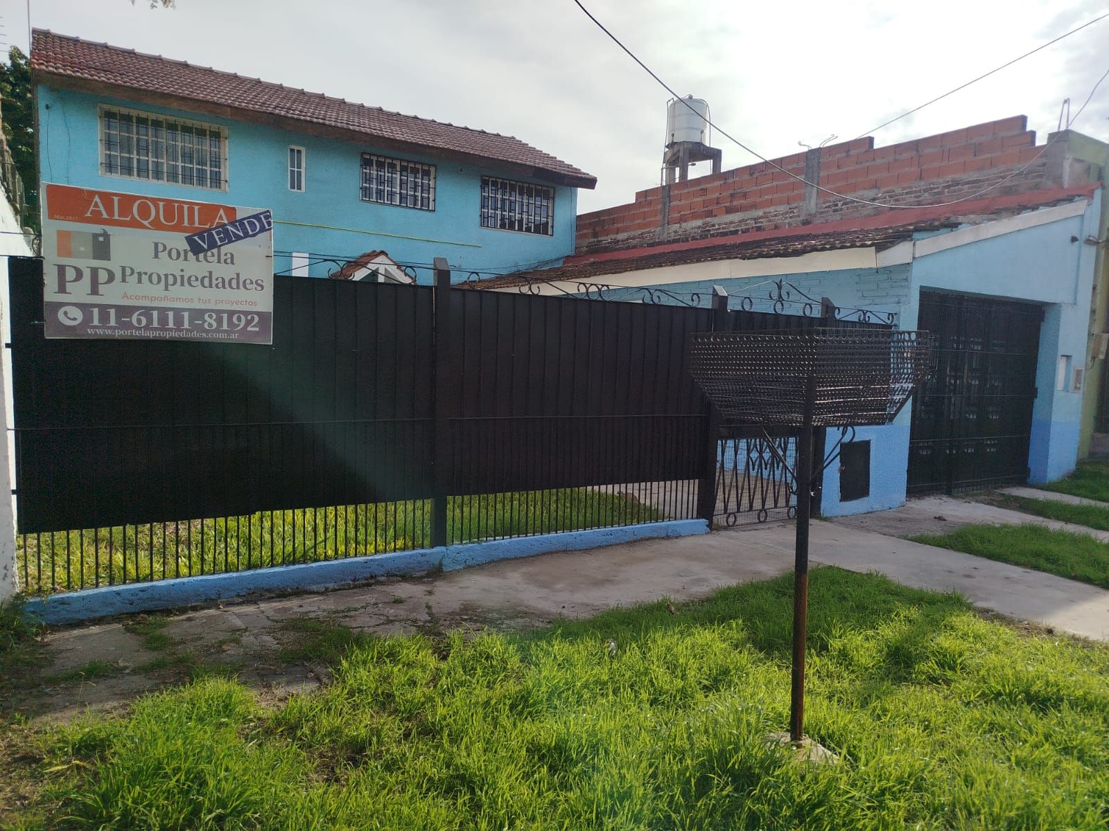 ALQUILER CASA 5 AMBIENTES CON COCHERA EN ITUZAINGÓ NORTE