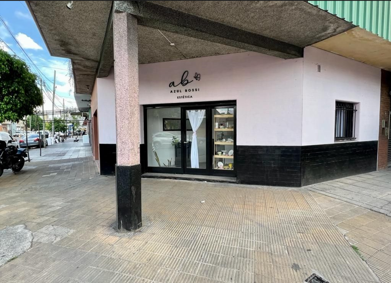 Av. Gral. San Martín al 3800