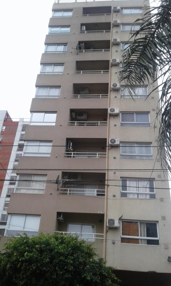 Departamento monoambiente en venta en San Justo centro