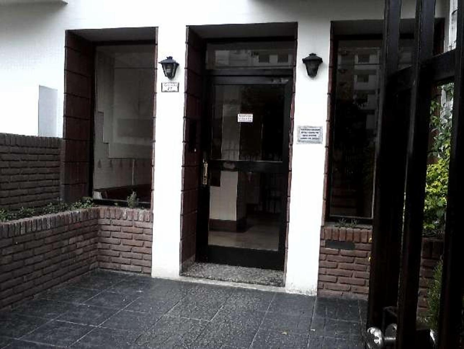 ALQUILER DEPTO MONOAMBIENTE DIVIDIDO. APTO PROFESIONAL