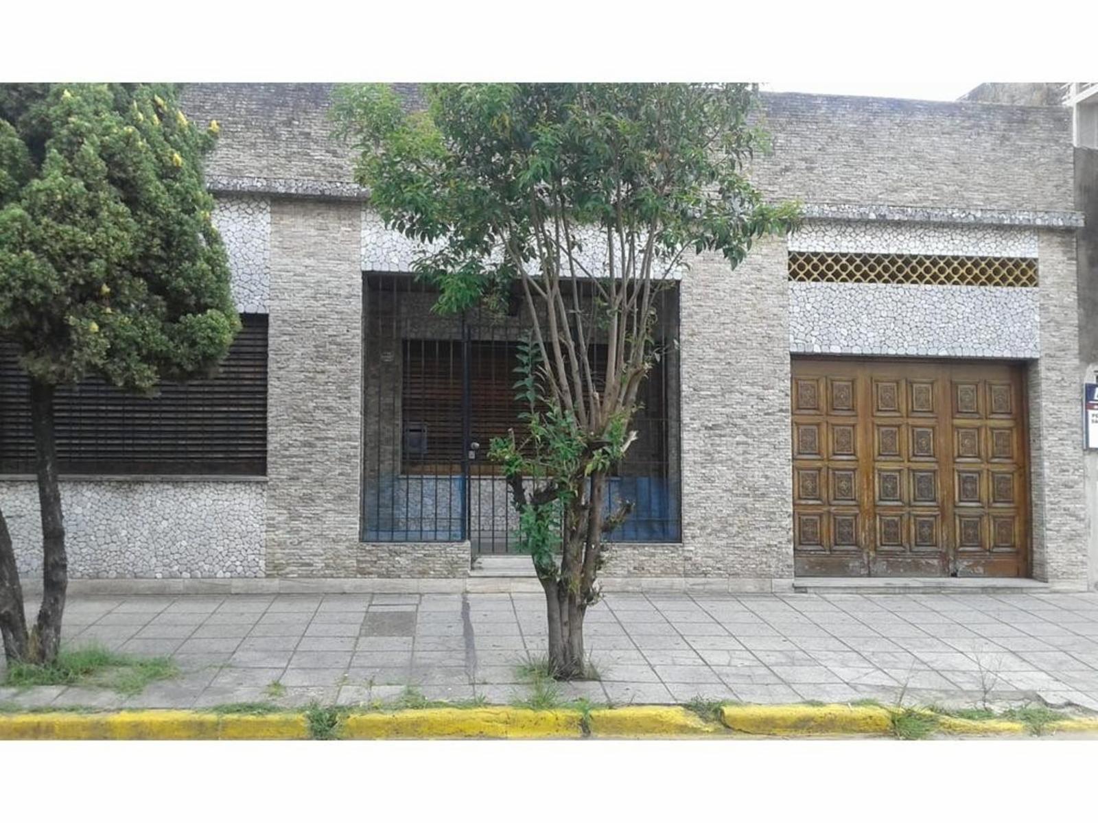 PERU 2700 - CASA TERRENO PROPIO CENTRO DE SAN JUSTO