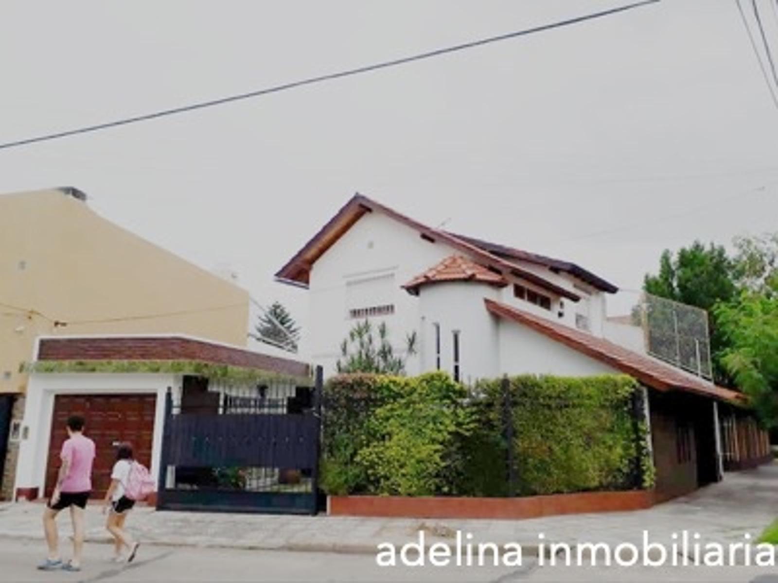 Chalet 4 dorm jardín patio garaje y cochera