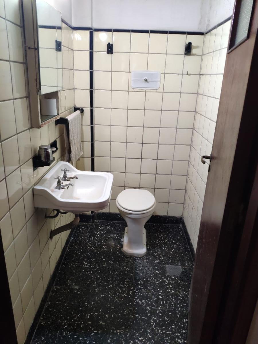 En Venta - Casa Americana en 2 Plantas - Ramos Mejía