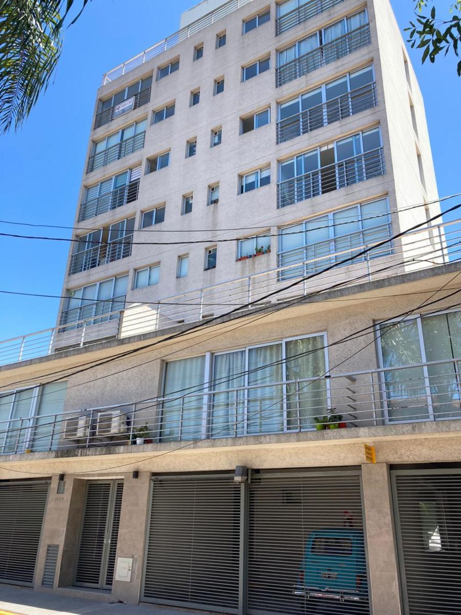 Departamento 2 Ambientes 50 m². a 1 Cuadra de La Estación.