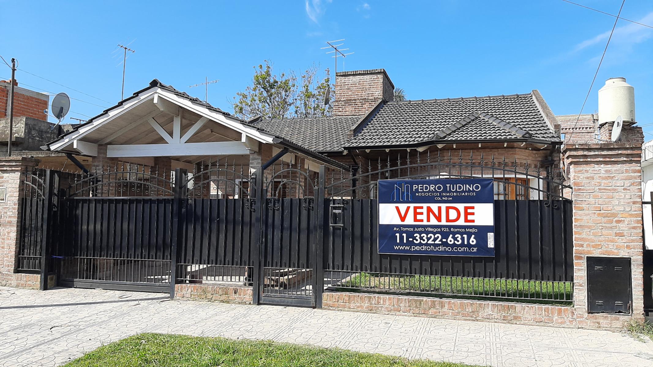 Casa Isidro Casanova