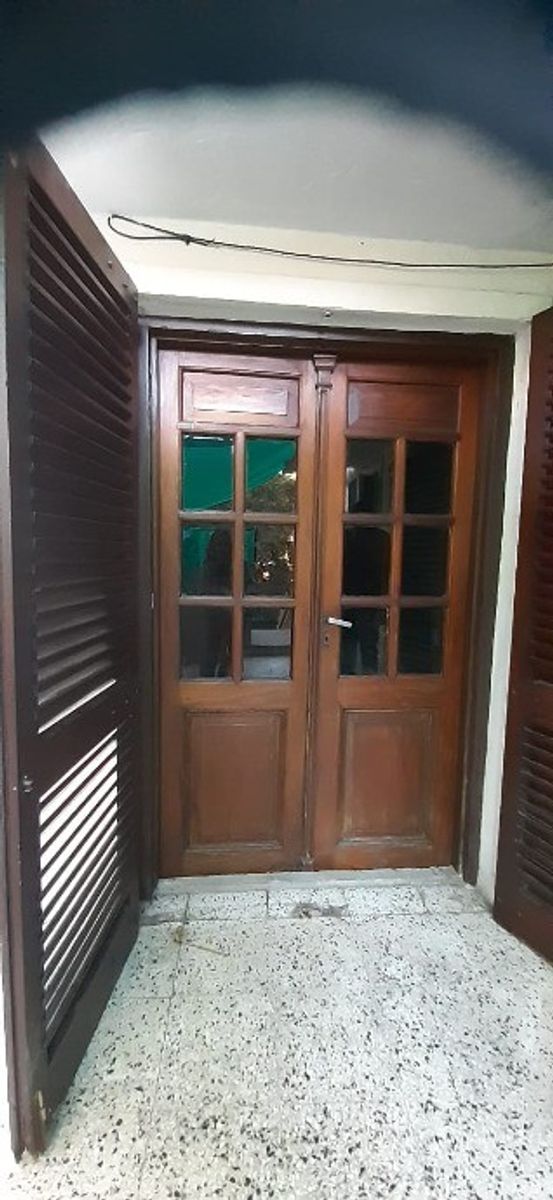 DEPARTAMENTO EN VENTA EN CASTELAR CENTRO