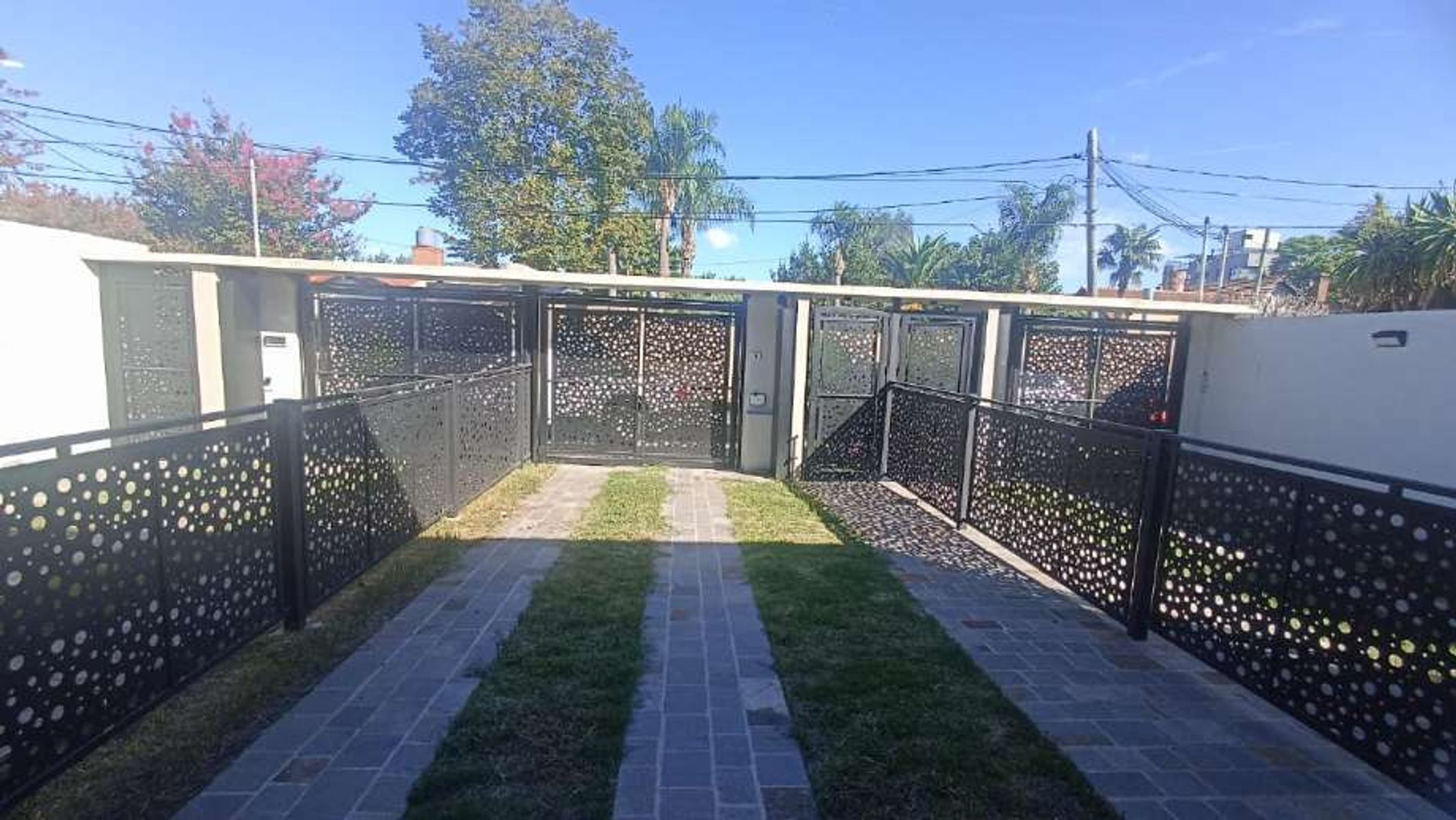 DUPLEX DE 4 AMBIENTES A ESTRENAR