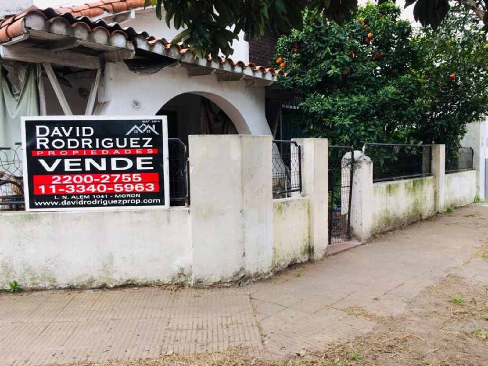 SE VENDE CHALET DE TRES AMBIENTES
