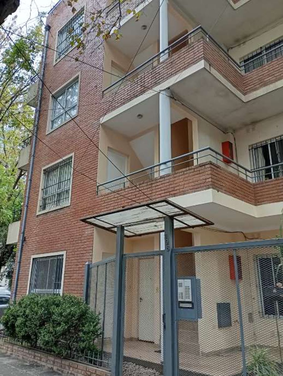 DEPARTAMENTO DE 2 AMBIENTES EN VENTA