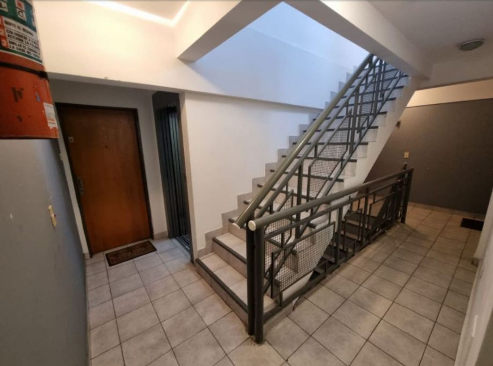 EXCELENTE DEPARTAMENTO TIPO DUPLEX DE 2 AMBIENTES