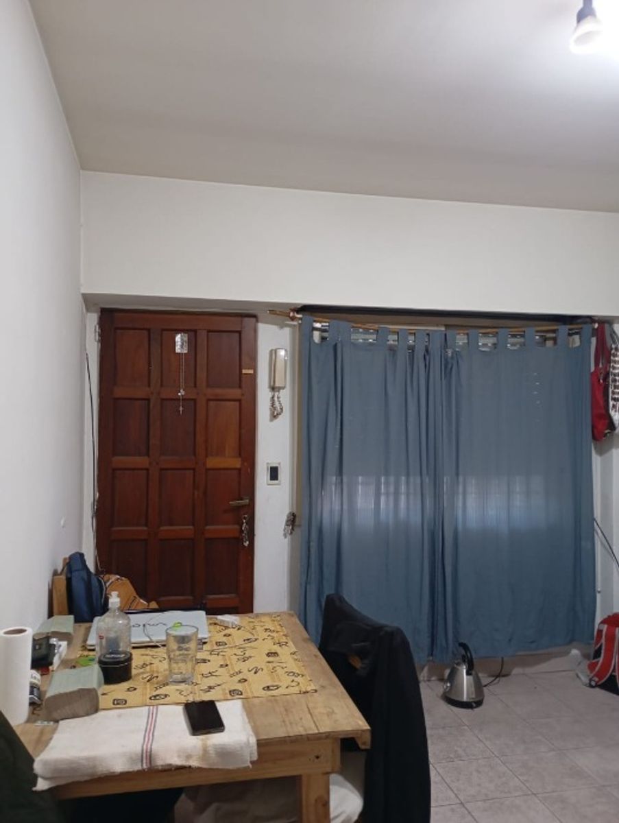 DEPARTAMENTO DE 2 AMBIENTES EN VENTA - MORON SUR
