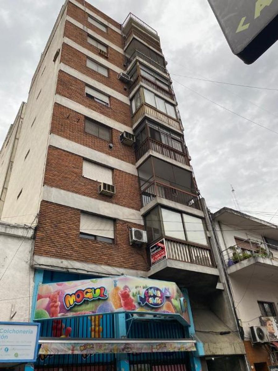 DEPARTAMENTO DE 3 AMBIENTES APTO PROFESIONAL EN VENTA - MORON CENTRO