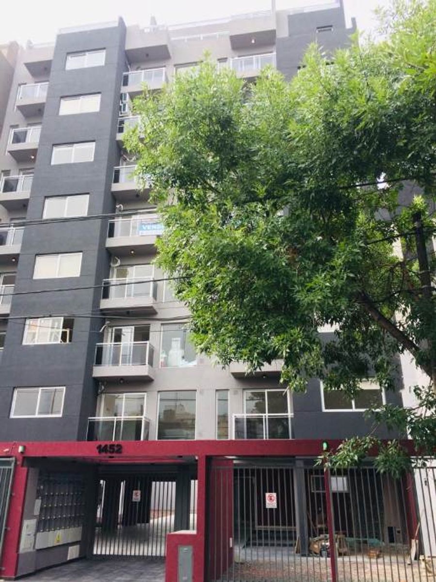 DEPARTAMENTO DE 3 AMBIENTES EN VENTA - MORON