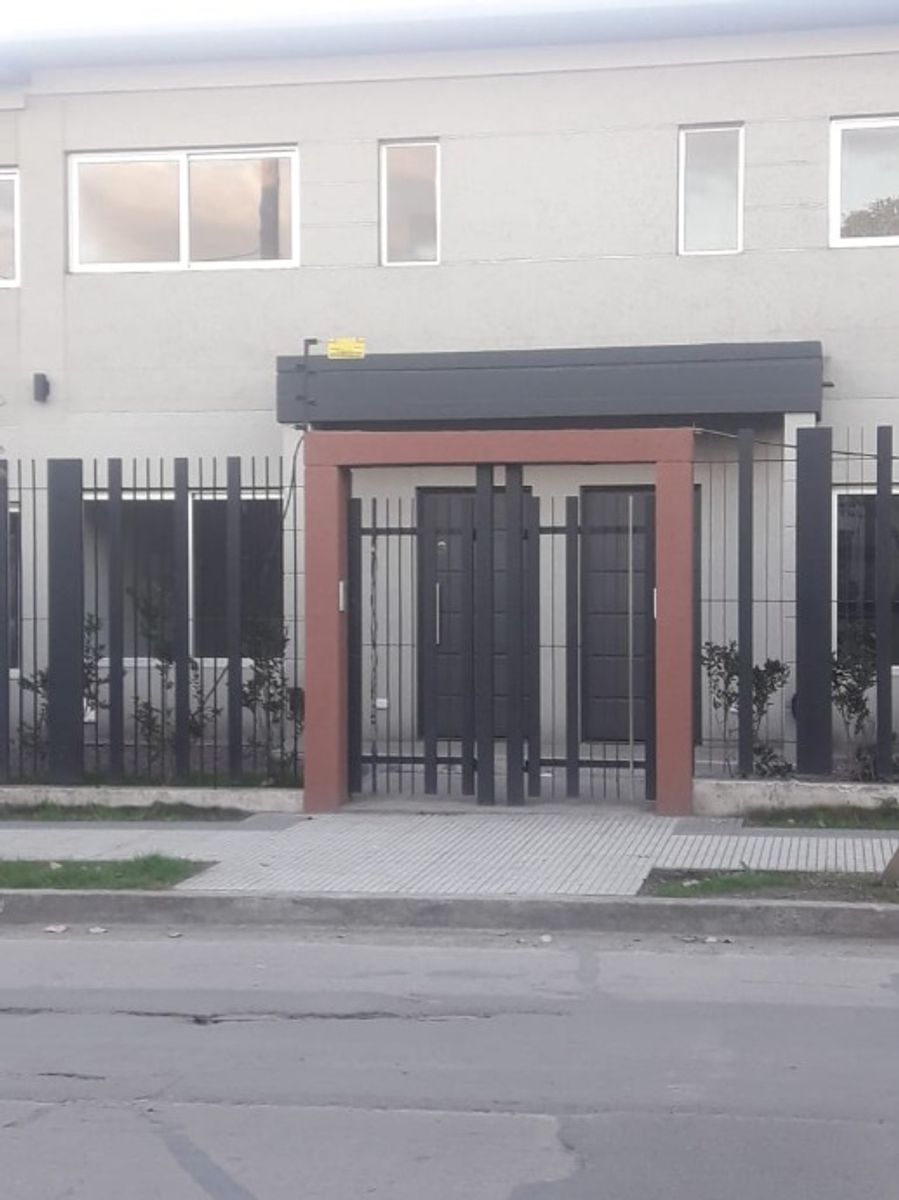 Duplex de 4 ambientes -MORON