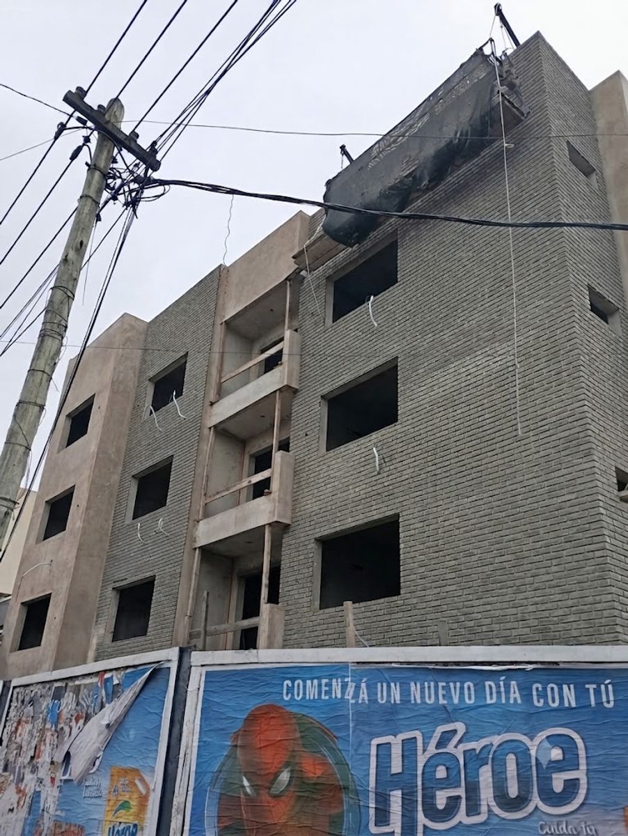 PRE VENTA DE DEPARTAMENTO DE 2 AMBIENTES - HAEDO SUR