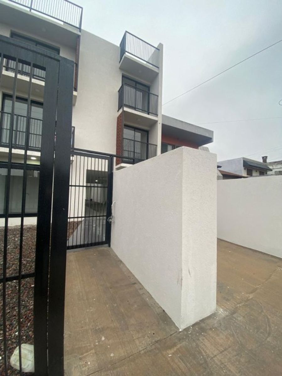 EXCELENTE DEPARTAMENTO DE 2 AMBIENTES EN VENTA