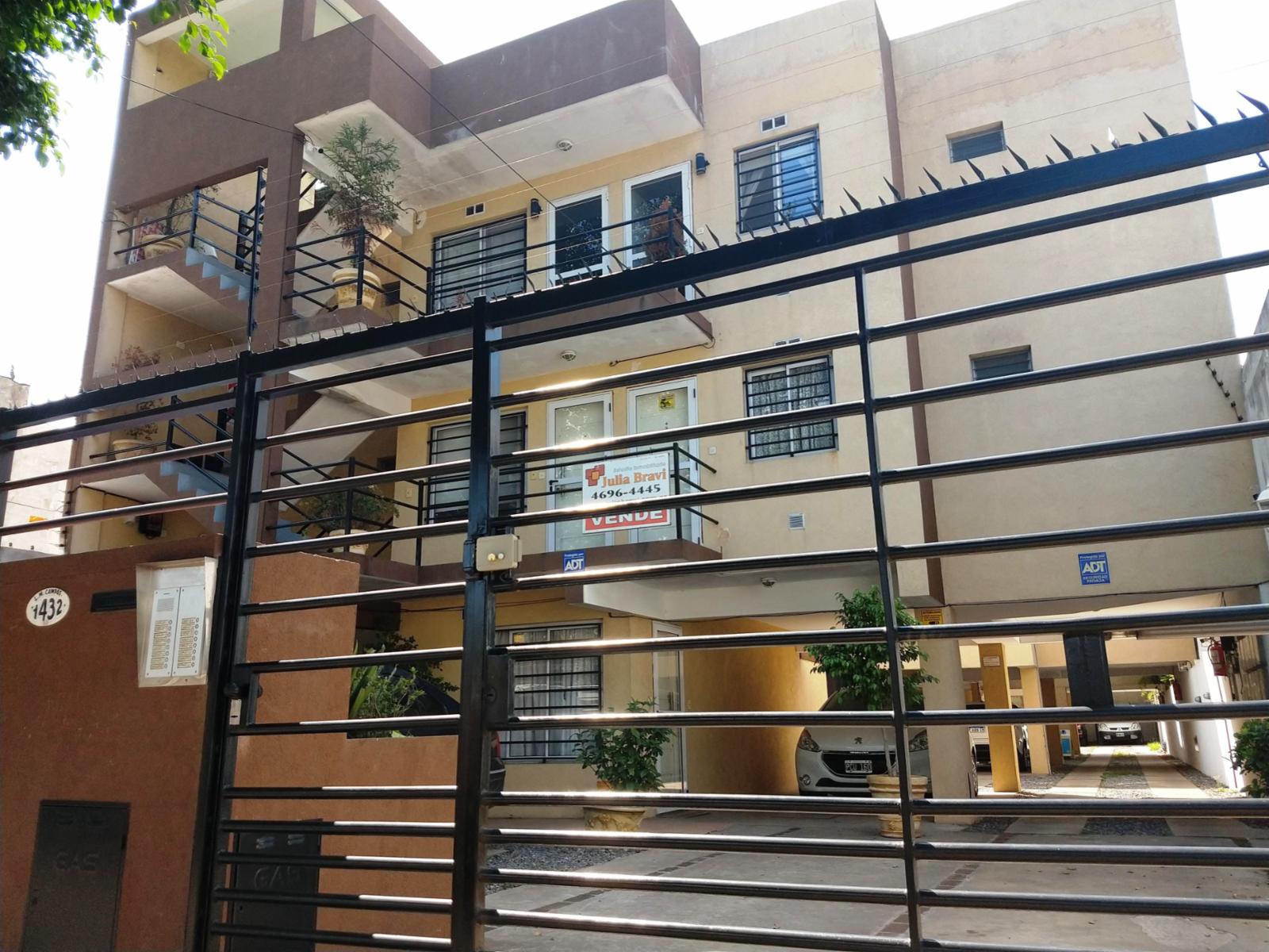 Departamento 2 ambientes con cochera y terraza