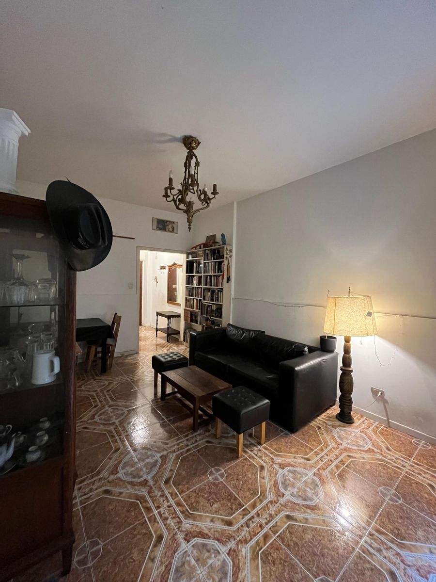 SE VENDE DPTO 3 AMB. CON PATIO EN BARRIO NORTE