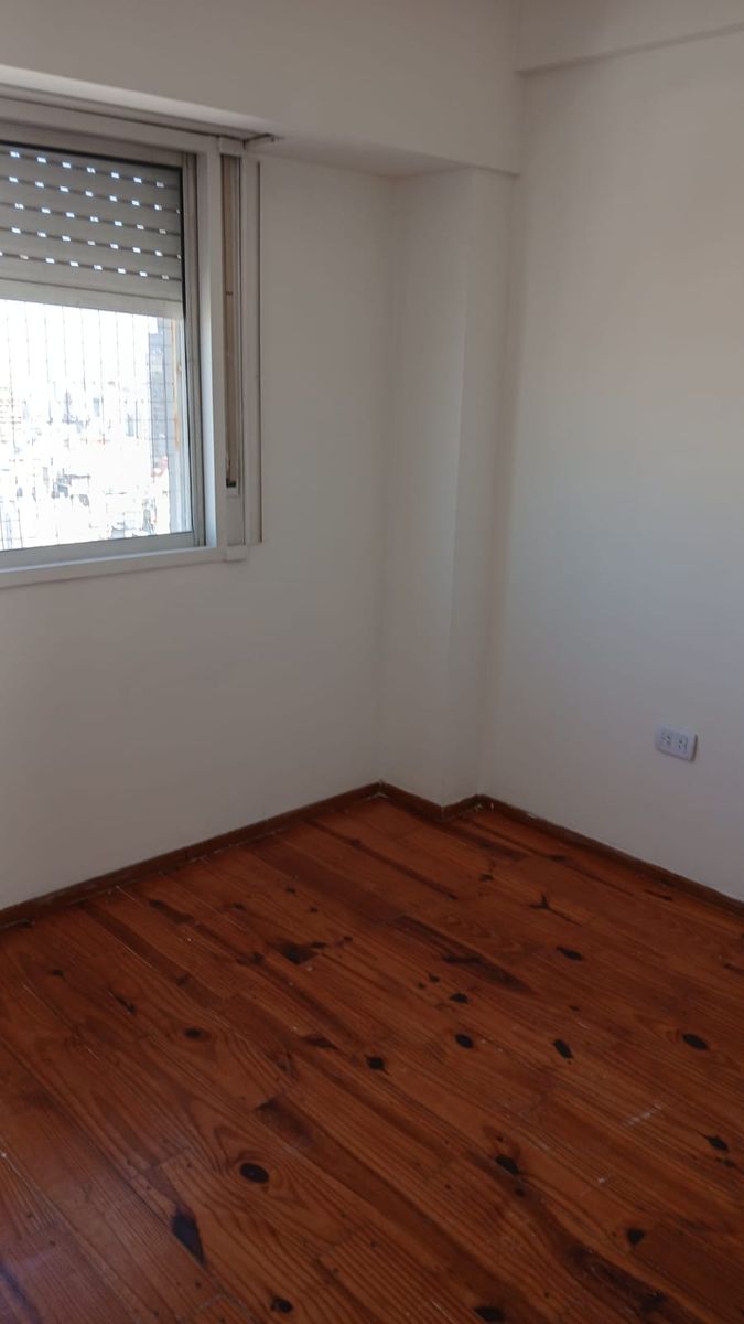 SE VENDE DPTO 3 AMB. CON BALCON EN BALVANERA