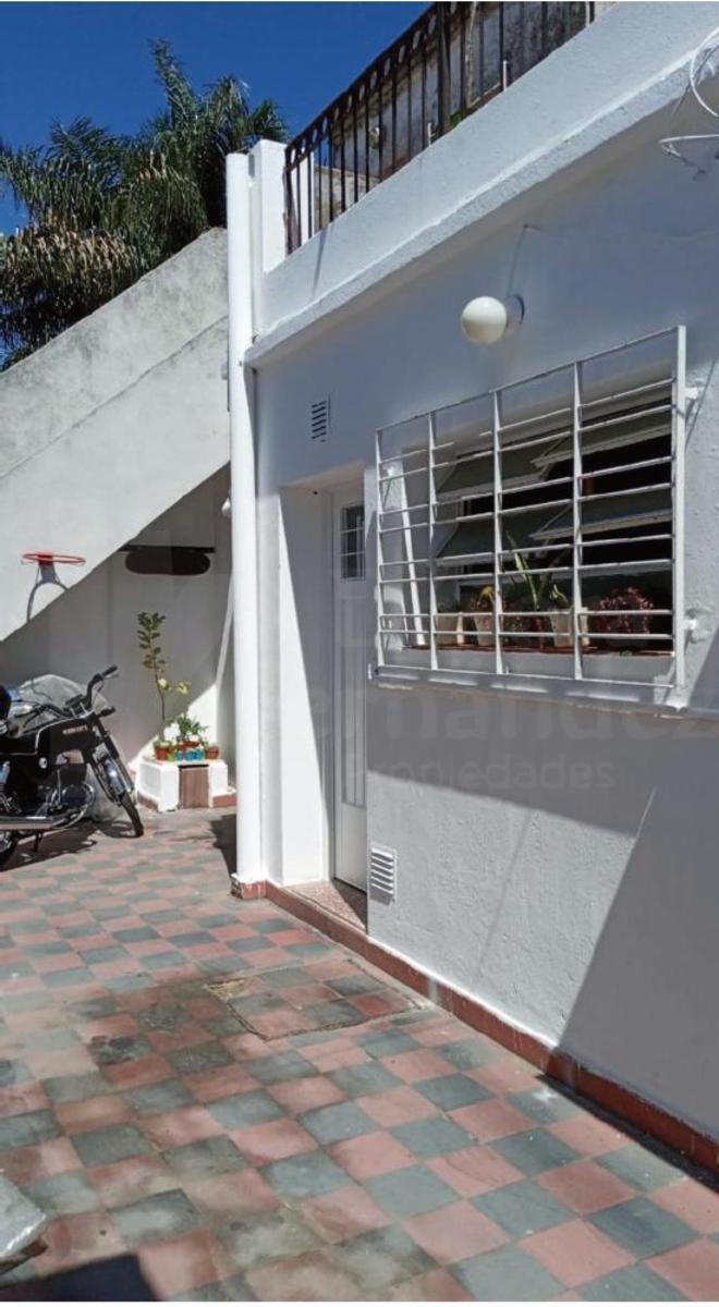 PH CON ENTRADA DE AUTO 2 AMBIENTES