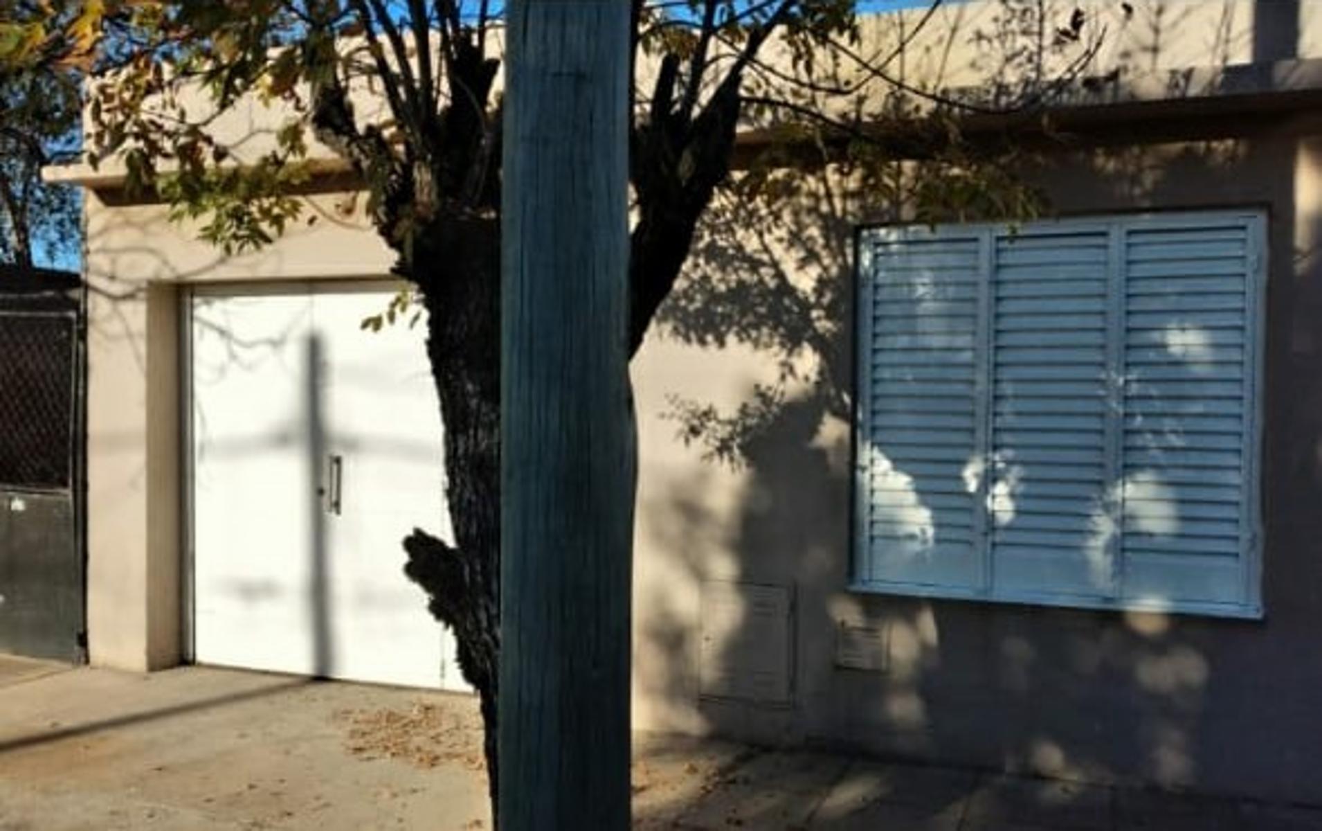 CASA Y DEPARTAMENTO EN VENTA.