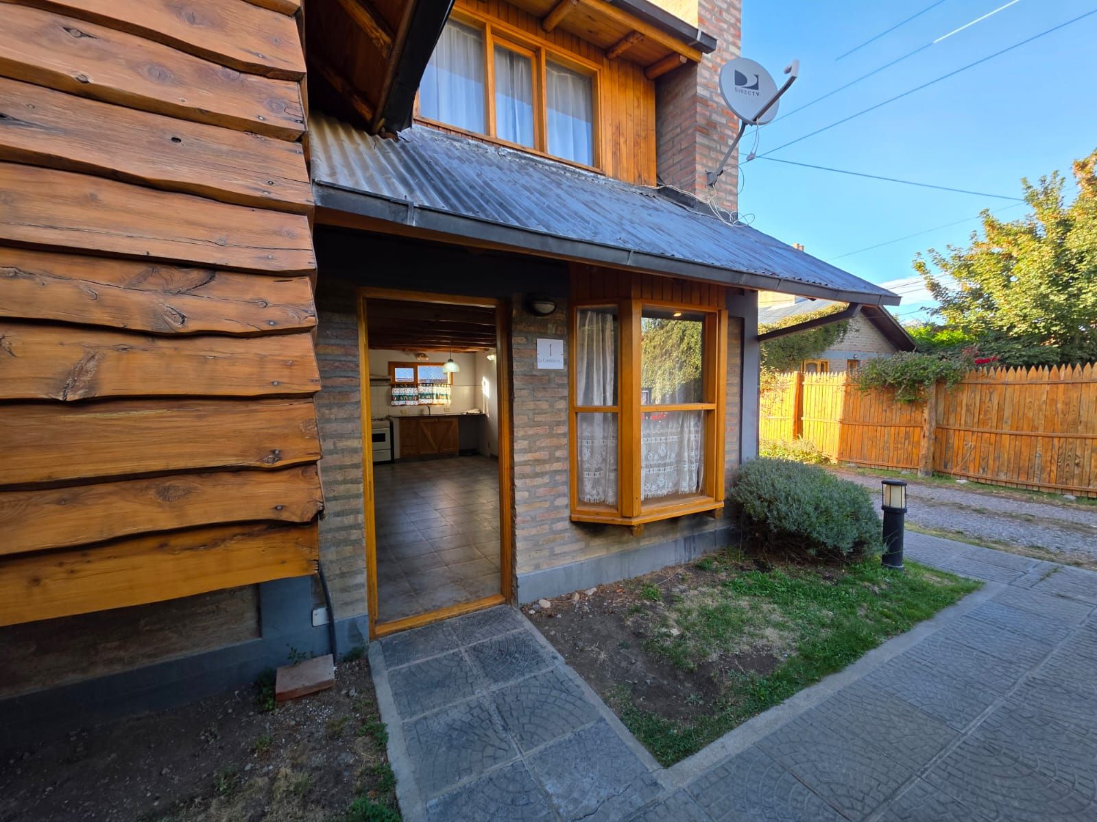 ALQUILER DE CABAÑA DE 2 DORMITORIOS C/HOGAR A LEÑA EN ESQUEL, CHUBUT