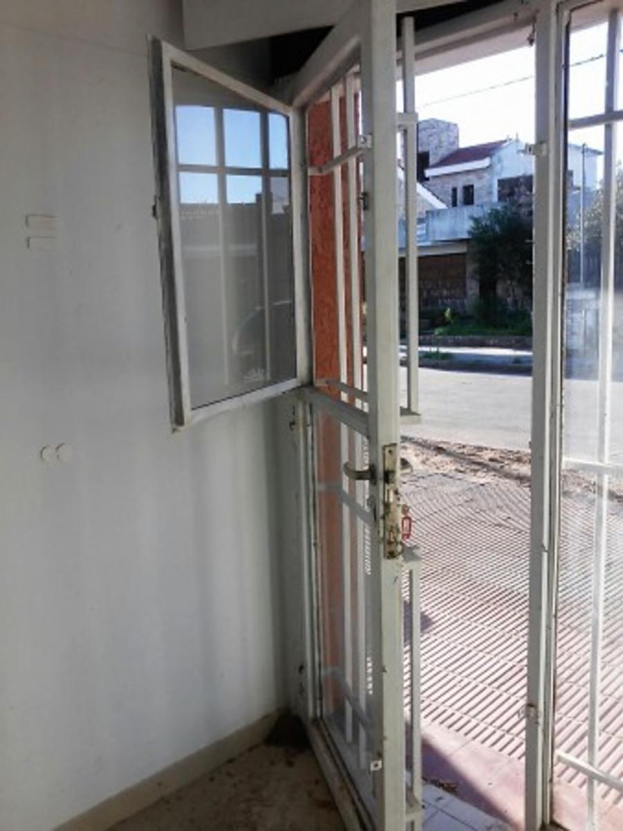 ALQUILO LOCAL BRIO ALTO VERDE