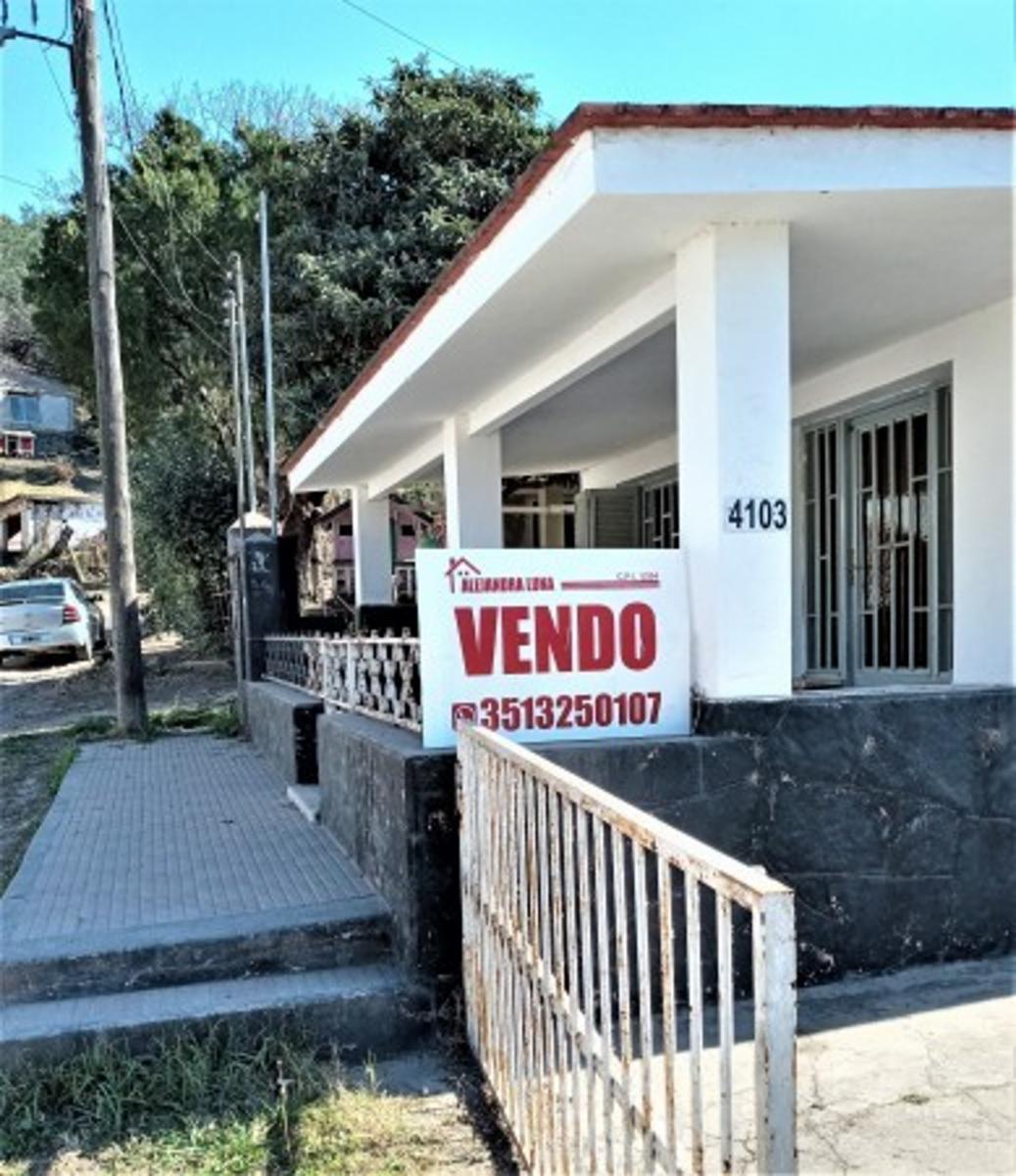 VENTA URGENTE  PRECIO REBAJADO CASA AMPLIA -AV. SAN MARTÍN UNQUILLO CÓRDOBA (SE RECIBE OFERTA EN PESOS)