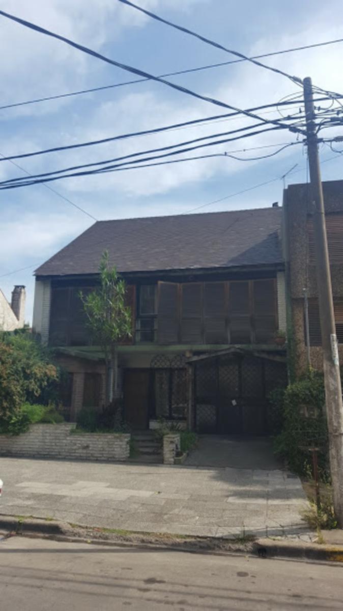 Casa sobre lote de 300m² en lo mejor de Ramos Mejía