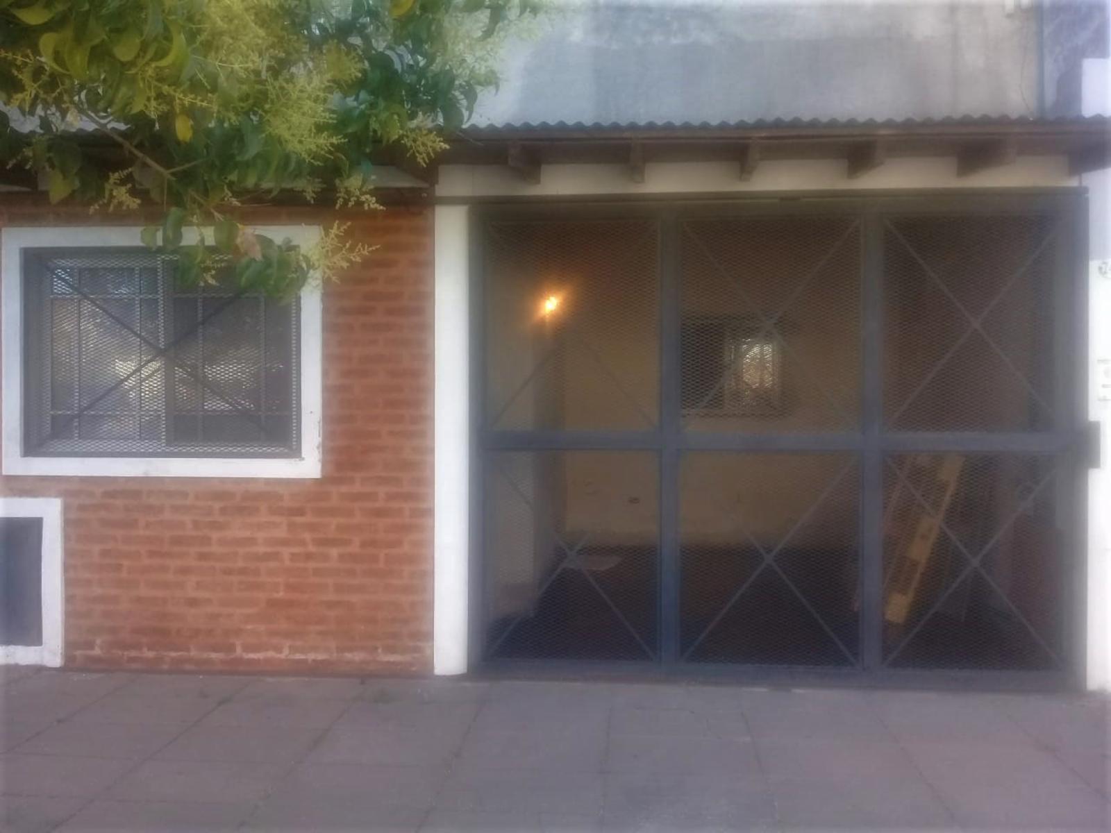 CASA -4AMBIENTES - VILLA BOSCH