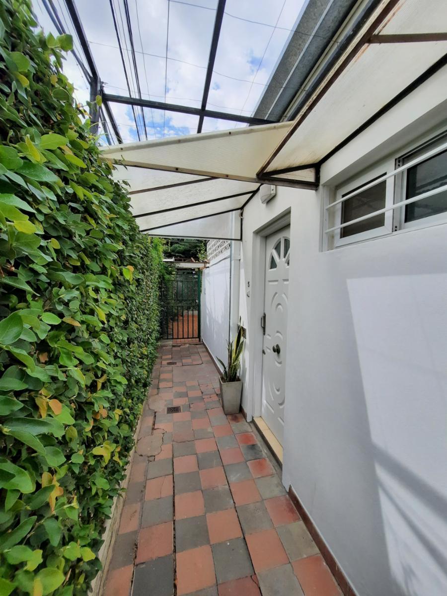 19 e/ 68 y 69 Departamento en Venta