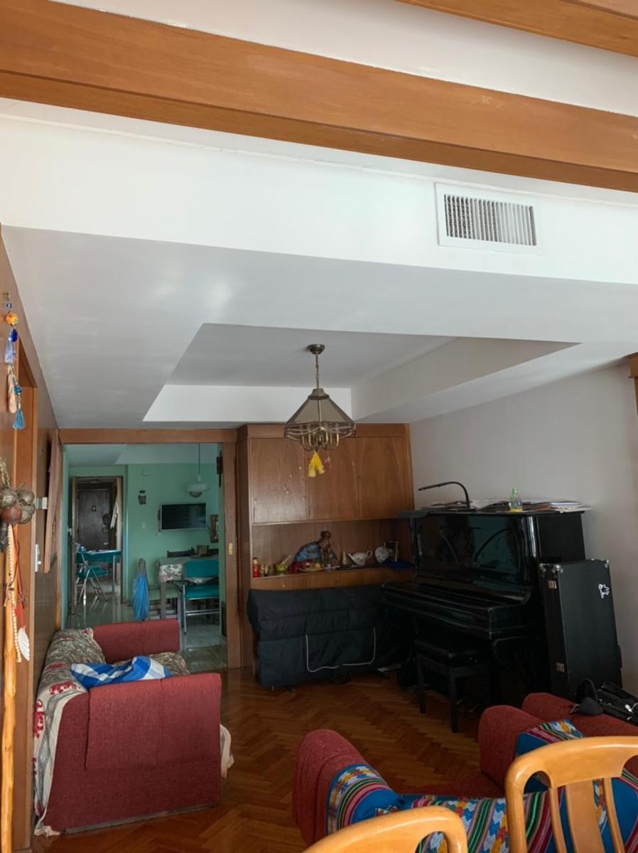 RIOJA / PRESIDENTE ROCA, piso exclusivo de 3 dormitorios con cochera y baulera de 200m2, piso 11° muy luminoso, excelente estado, amplio balcón terraza.