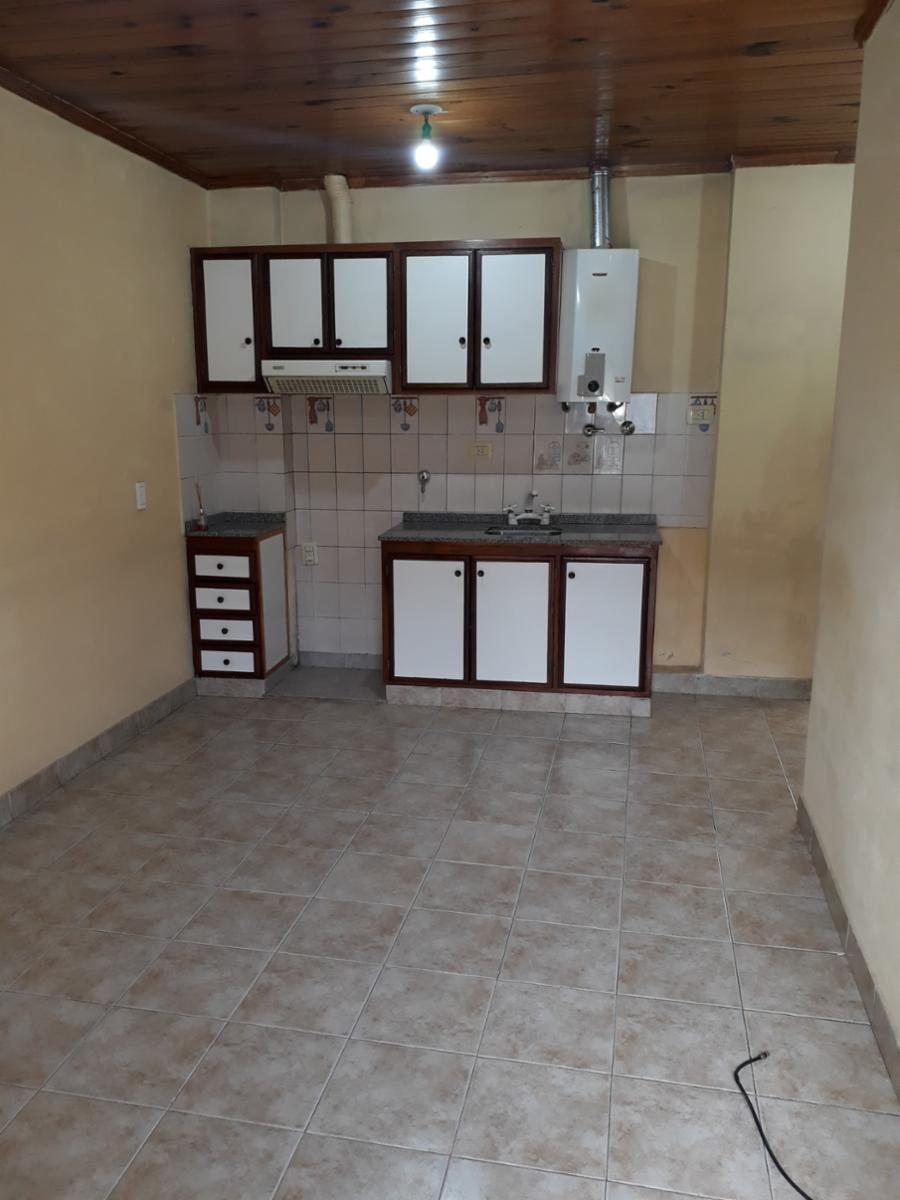 LA TABLADA, DEPTO. 2 AMB. PTA. BAJA.CON PATIO