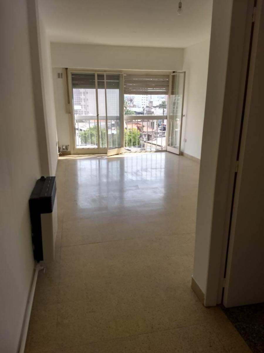 VENTA DEPARTAMENTO DOS DORMITORIOS ZONA ALEM