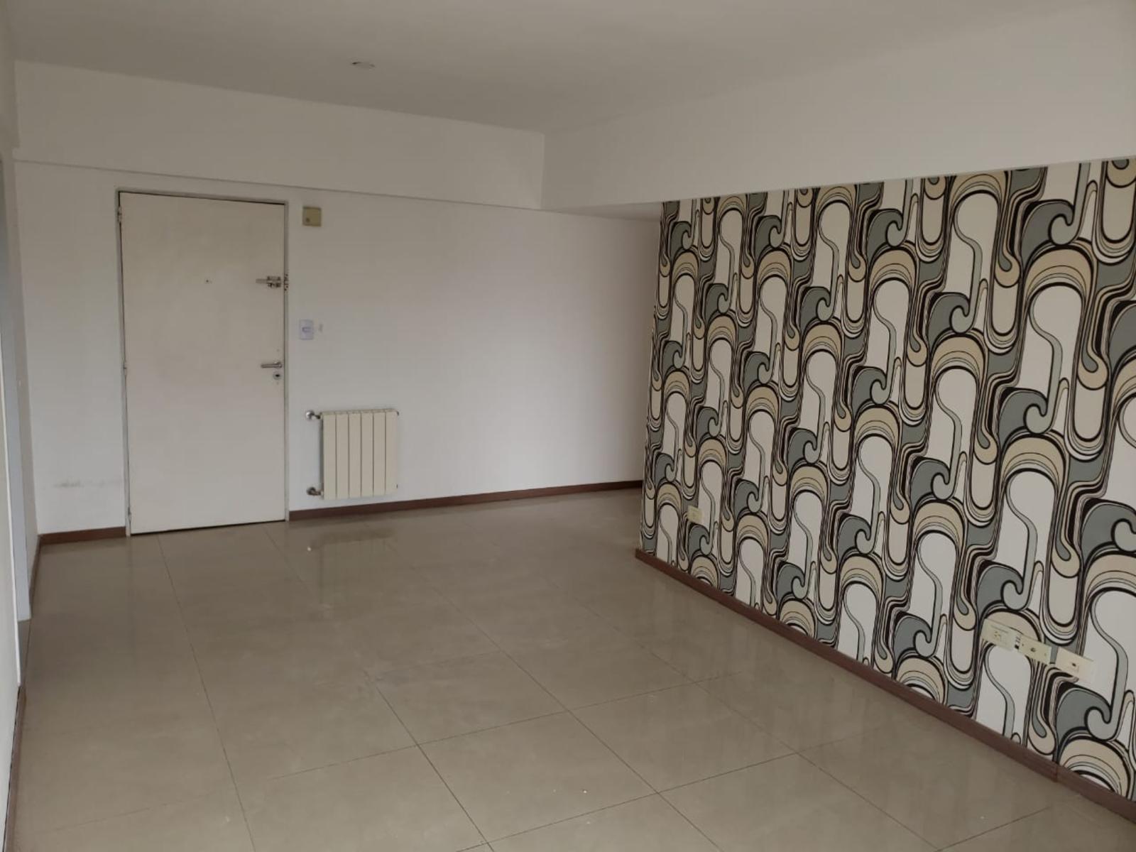 Excelente 2 ambientes con Super terraza, vistas y cochera