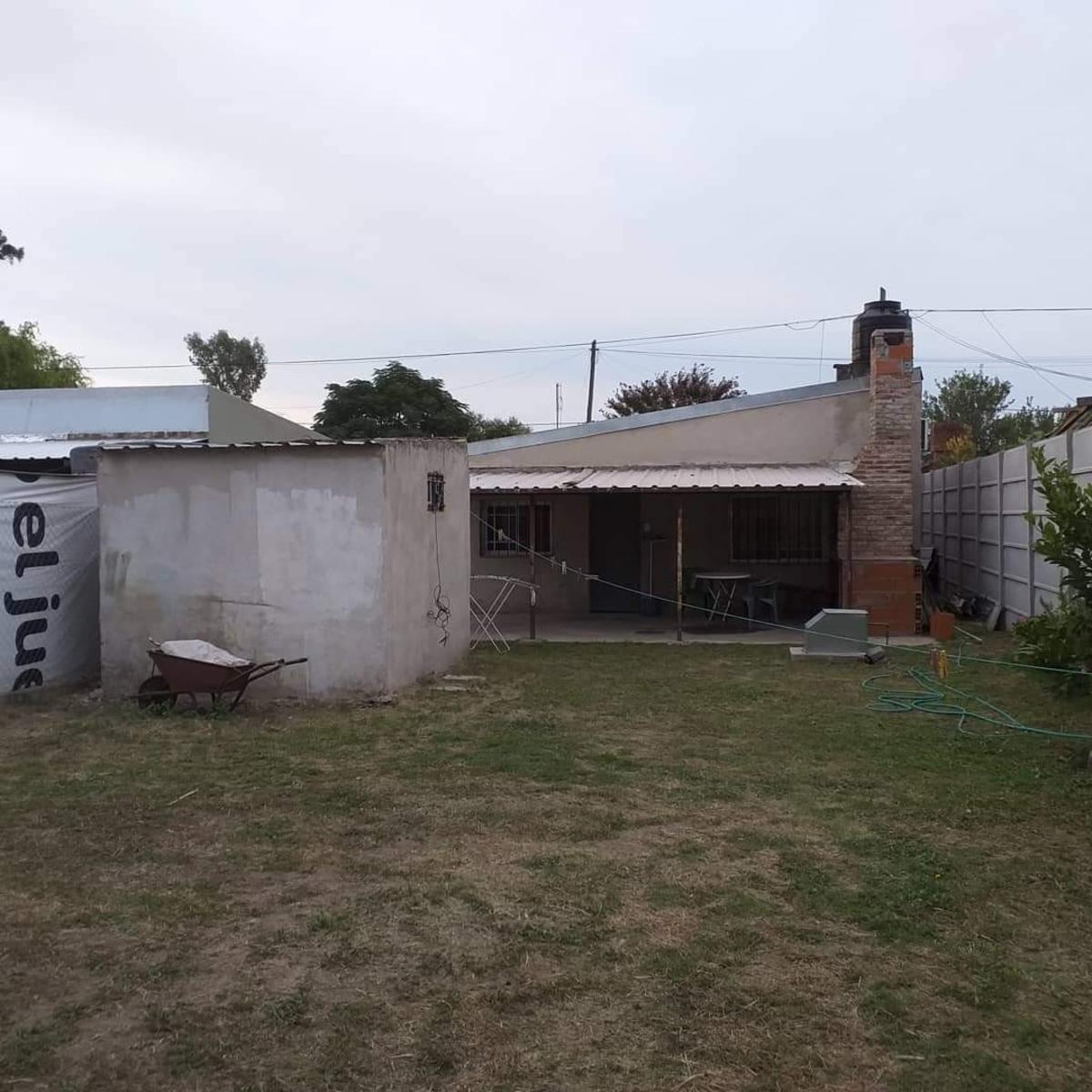MUY LINDA CASA EN MARIANO ACOSTA