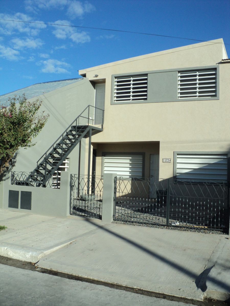 PH en alquiler en Aldo Bonzi