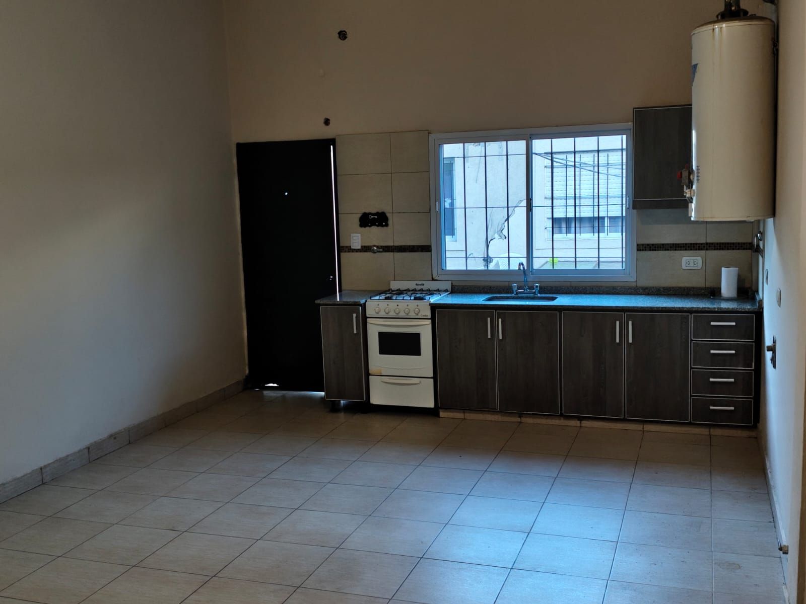 Departamento en alquiler en La Tablada