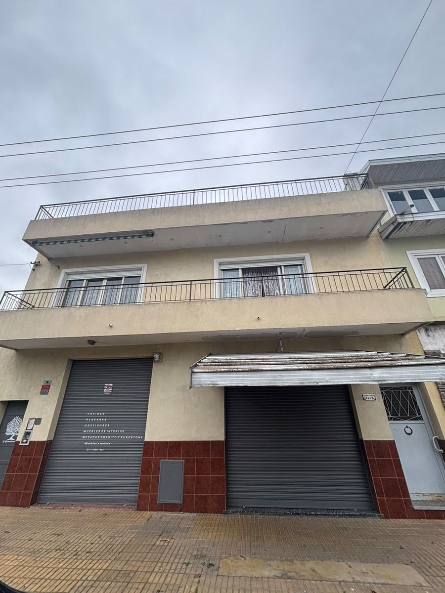 Casa con Local en Venta en Aldo Bonzi