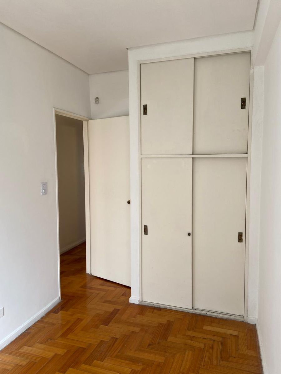 4 amb con dependenciacon balcon al frente - cochera y baulera