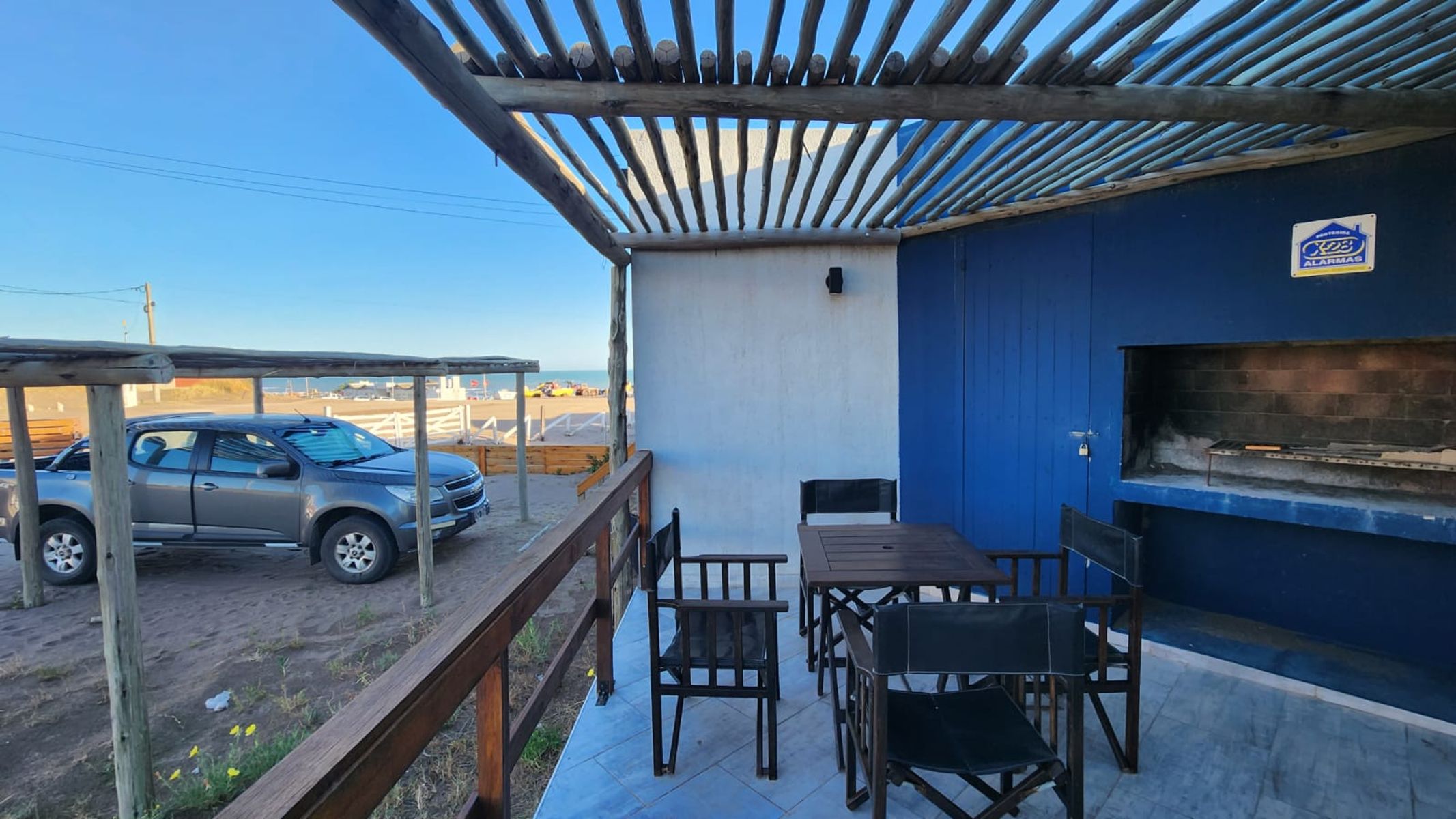 DEPTO DE 2 DORMITORIOS EN MONTE HERMOSO