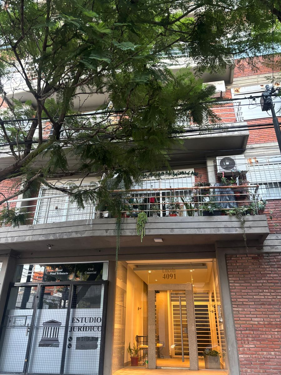 Venta Departamento 3 amb con cocheras San Martin ctro