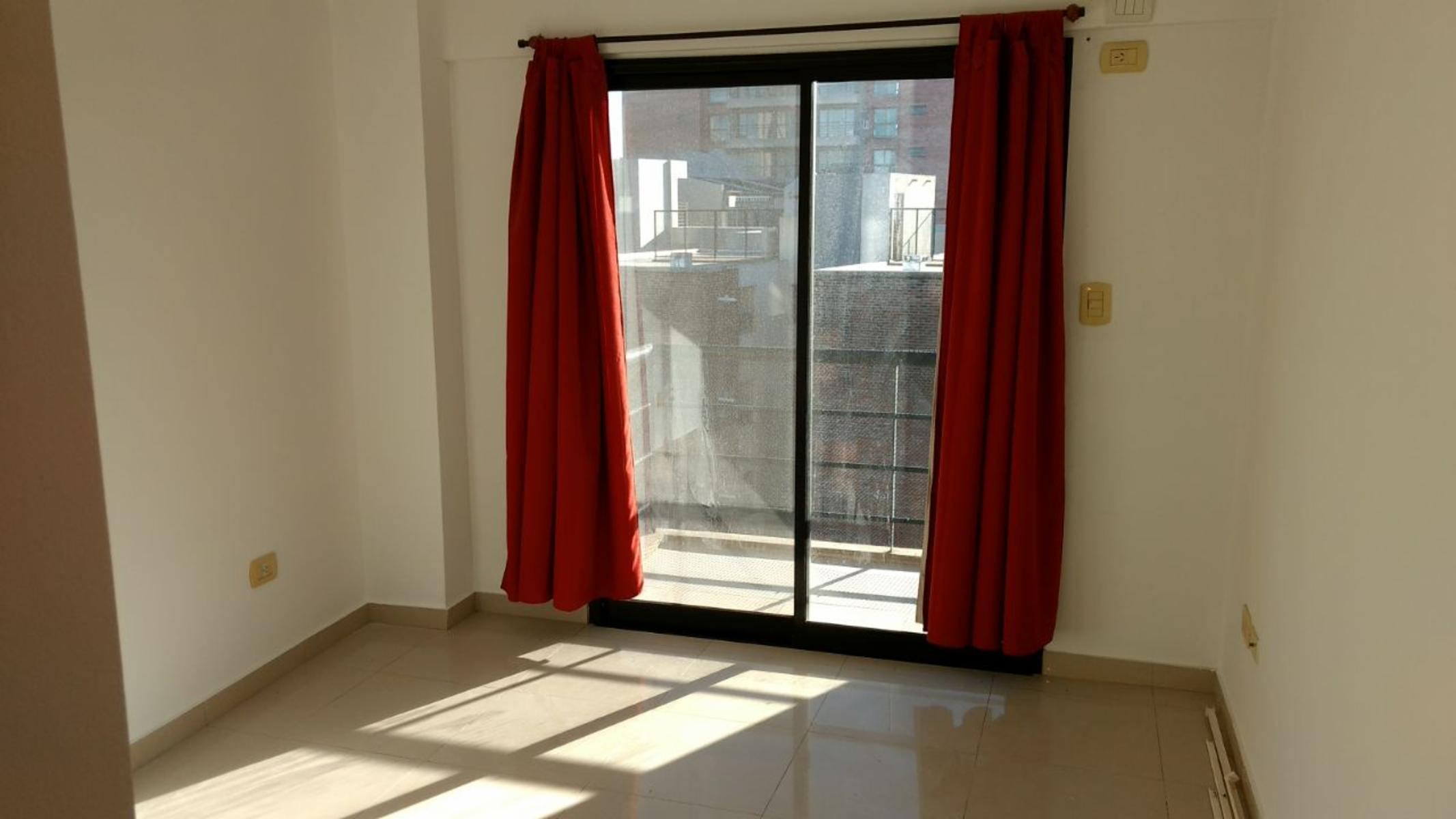 EXCELENTE DEPARTAMENTO DE AMB CENTRO DE TIGRE ITALIA 1461