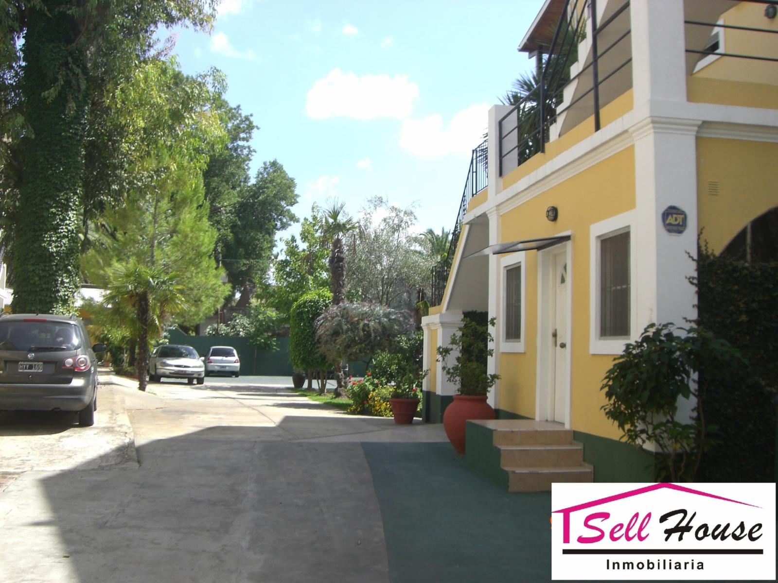 DEPARTAMENTO 2 AMB PRIMER PISO CON COCHERA , SIN EXPENSAS, COMPLEJO CON PISCINA MAIPU 313