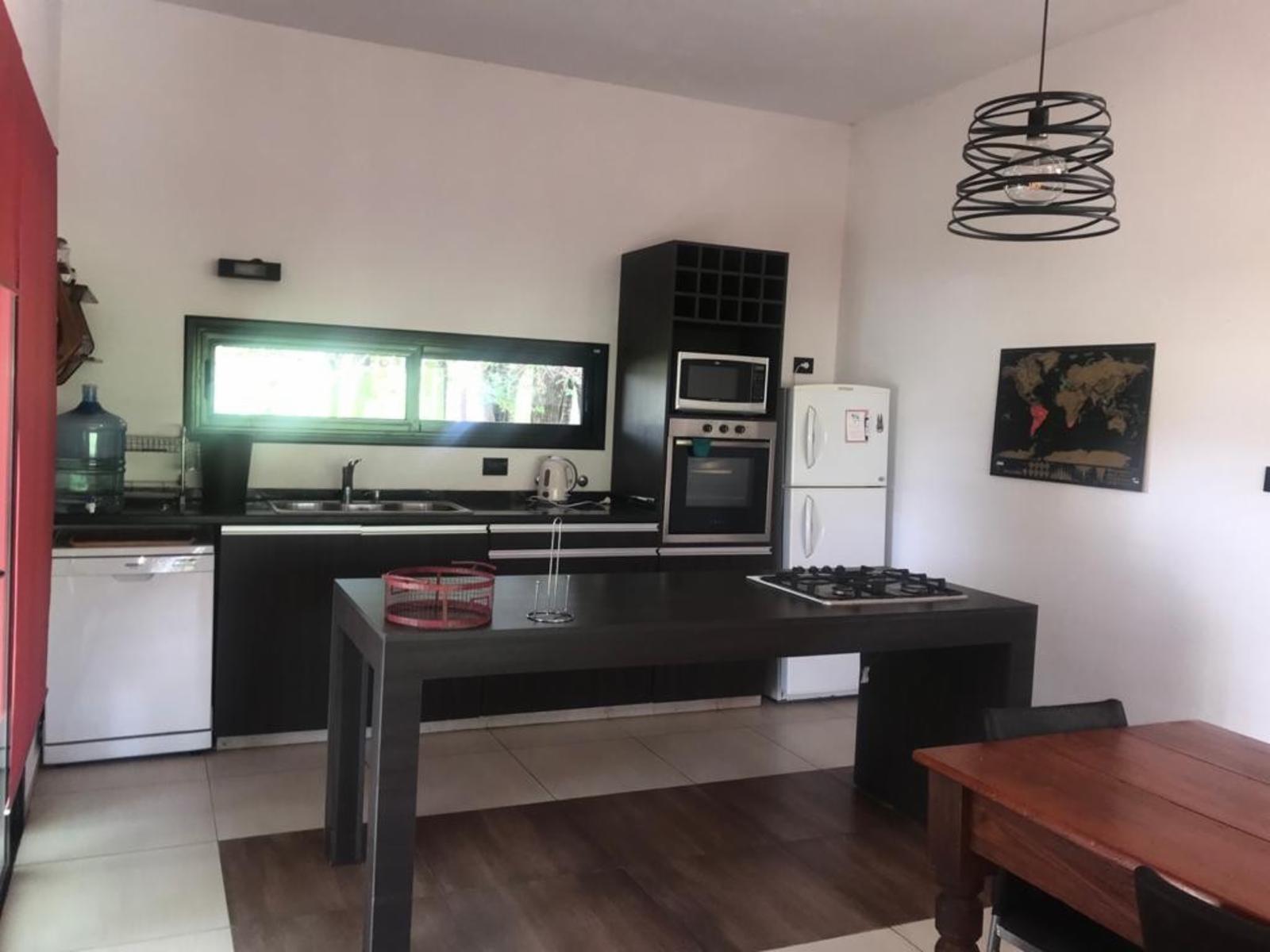 Venta de casa en Keoken BARRIO CERRADO camino a Tanti