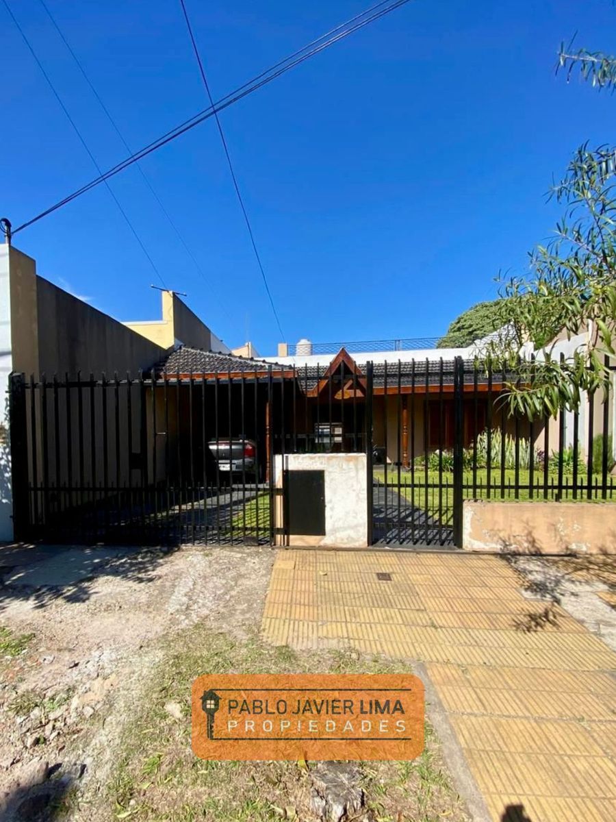 CASA 4 AMB - COCHERA - EL PALOMAR - MORON