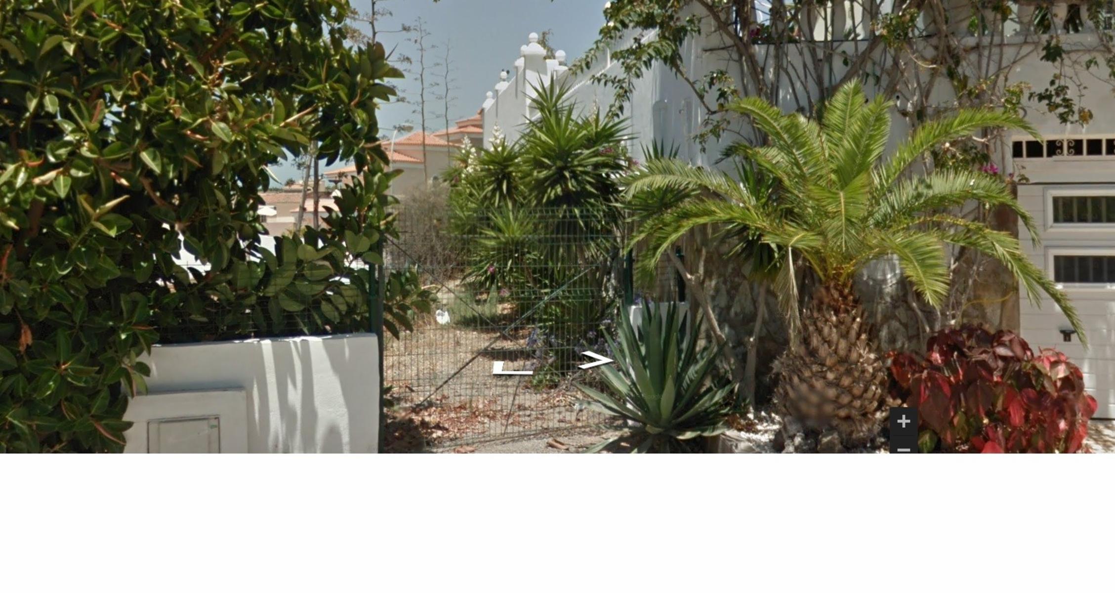 TERRENO A 2 CALLES VISTA MAR