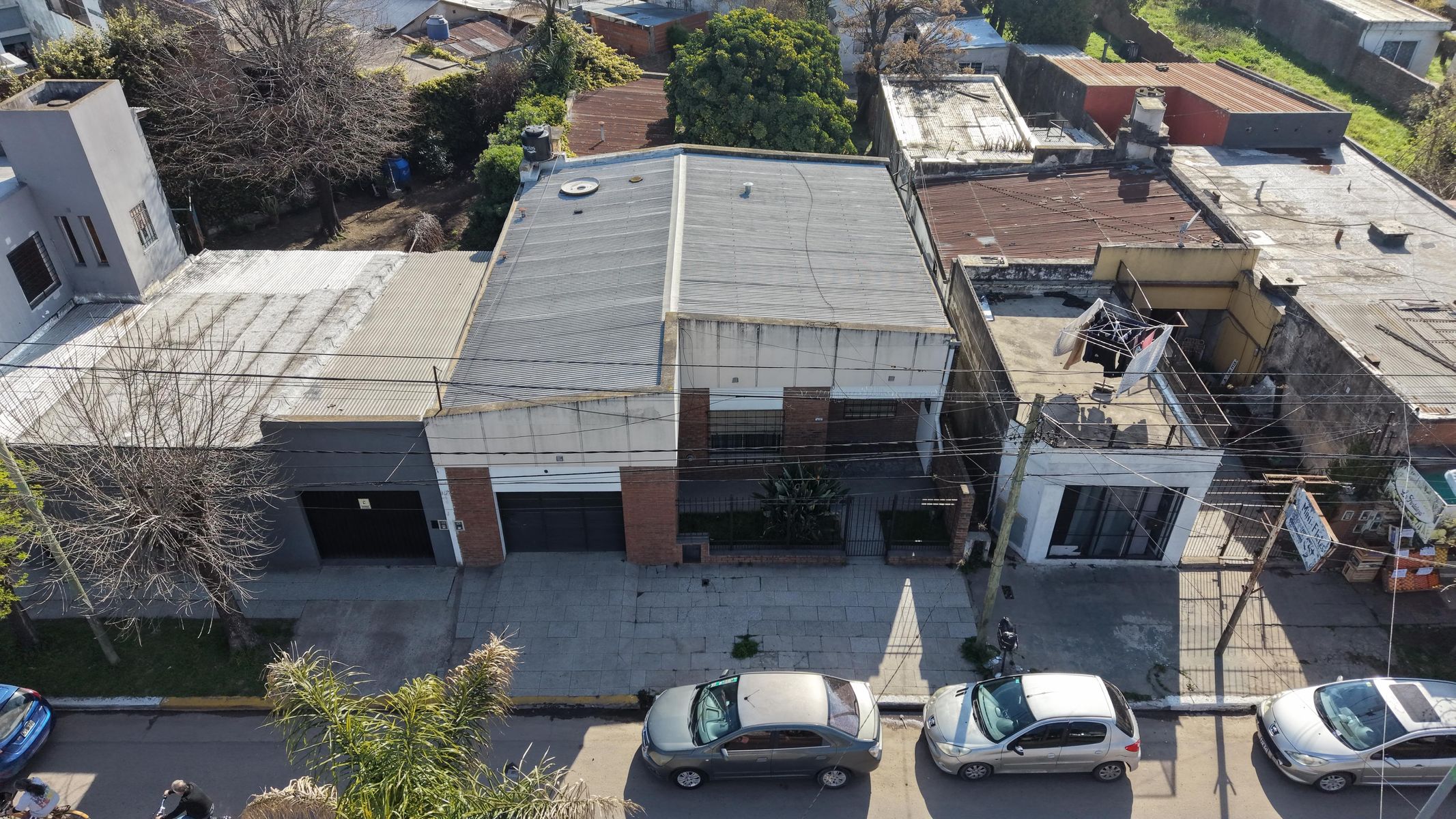 Casa en Venta, ubicada en importante Avenida Gral. Rodríguez